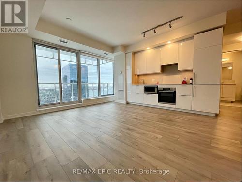 2308 - 28 Freeland Street, Toronto, ON - Indoor Photo Showing Kitchen