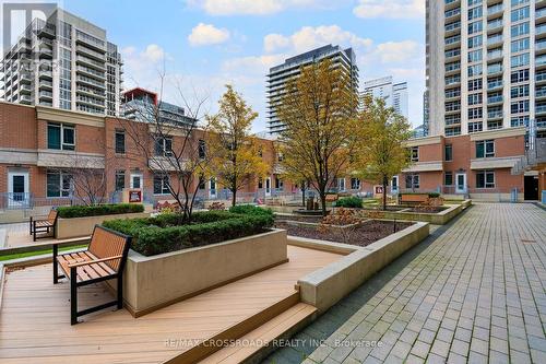 510 - 628 Fleet Street, Toronto, ON - Outdoor With Facade