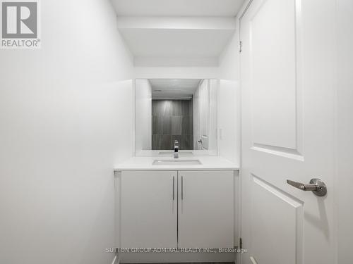 3 - 16 Marquette Avenue, Toronto, ON - Indoor Photo Showing Bathroom