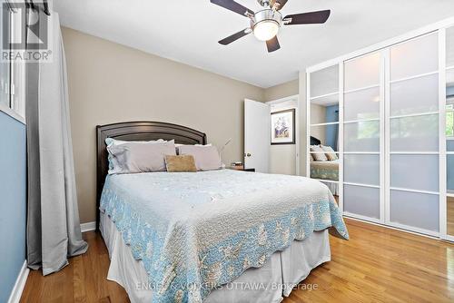 11 Stillwater Drive, Ottawa, ON - Indoor Photo Showing Bedroom