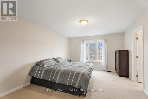 349 Grey Seal Circle, Ottawa, ON - Indoor Photo Showing Bedroom