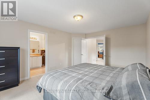 349 Grey Seal Circle, Ottawa, ON - Indoor Photo Showing Bedroom