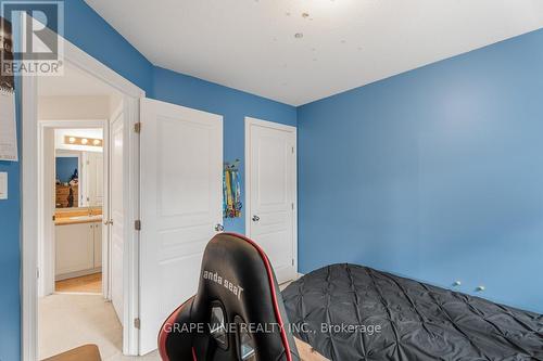 349 Grey Seal Circle, Ottawa, ON - Indoor Photo Showing Bedroom