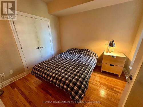 407 - 245 Kent Street, Ottawa, ON - Indoor Photo Showing Bedroom