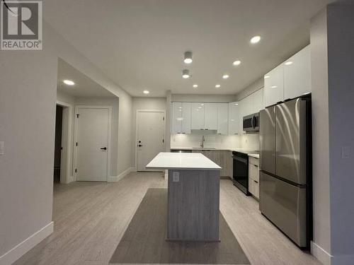 314 11655 Fraser Street, Maple Ridge, BC - Indoor Photo Showing Kitchen