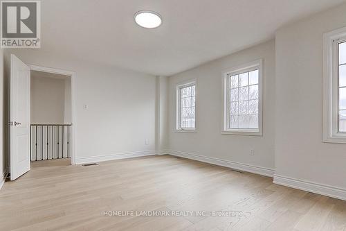 383 Wood Duck Lane, Newmarket, ON - Indoor Photo Showing Other Room