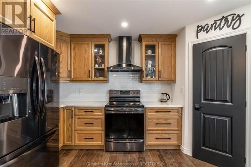 19448 Lagoon Road, Blenheim, ON - Indoor Photo Showing Kitchen