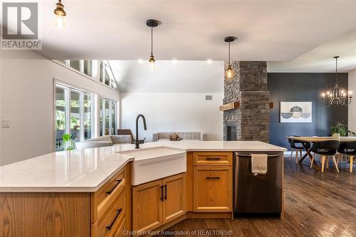 19448 Lagoon Road, Blenheim, ON - Indoor Photo Showing Kitchen