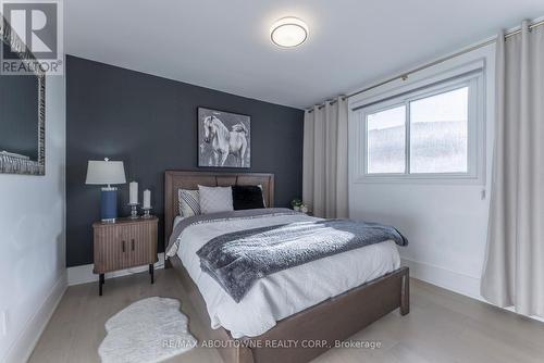 523 Corbin Court, Mississauga, ON - Indoor Photo Showing Bedroom