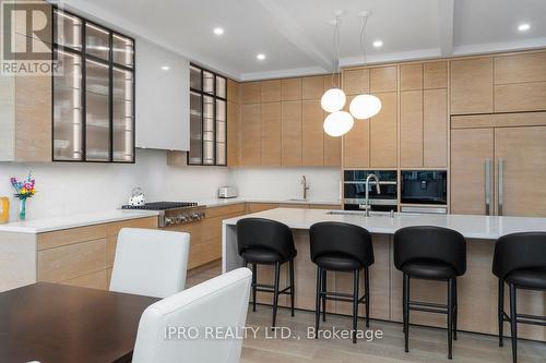 47 Ambleside Avenue, Toronto, ON - Indoor Photo Showing Kitchen With Upgraded Kitchen