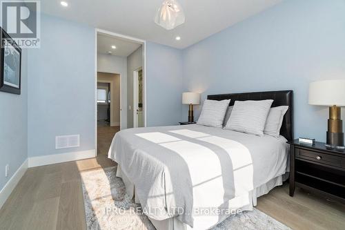 47 Ambleside Avenue, Toronto, ON - Indoor Photo Showing Bedroom