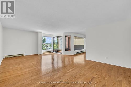 7 - 100 Rideau Terrace, Ottawa, ON - Indoor