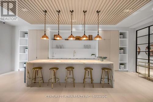 5511 - 55 Cooper Street, Toronto, ON - Indoor Photo Showing Kitchen