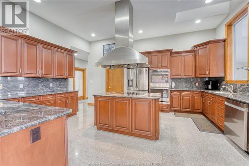 9225 Short Malden Road, Lasalle, ON - Indoor Photo Showing Kitchen