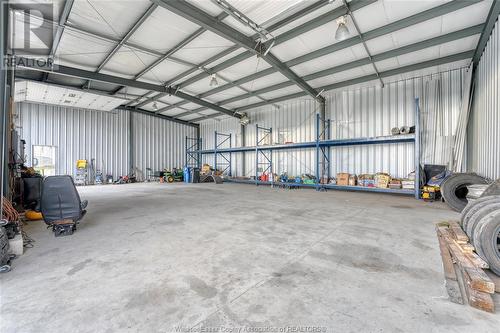 9225 Short Malden Road, Lasalle, ON - Indoor Photo Showing Garage