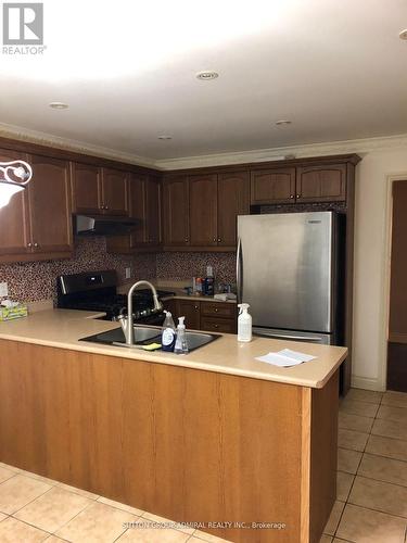 64 Laurier Avenue, Richmond Hill, ON - Indoor Photo Showing Kitchen