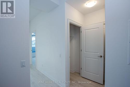 206 - 10 Gatineau Drive, Vaughan, ON - Indoor Photo Showing Other Room