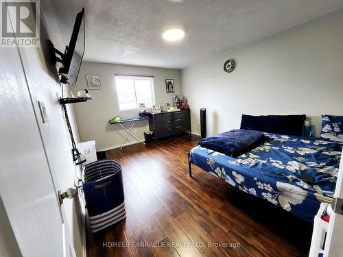 45 Ozner Court N, Brampton, ON - Indoor Photo Showing Bedroom