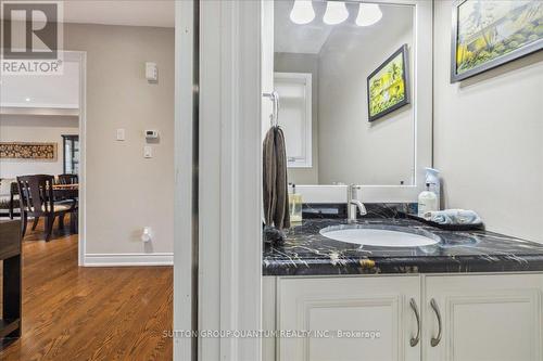 32 Harborn Road, Mississauga, ON - Indoor Photo Showing Bathroom