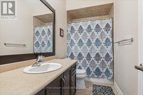 32 Harborn Road, Mississauga, ON - Indoor Photo Showing Bathroom