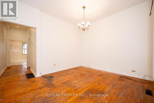 20 Howick Avenue, Toronto, ON - Indoor Photo Showing Other Room