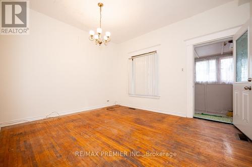 20 Howick Avenue, Toronto, ON - Indoor Photo Showing Other Room