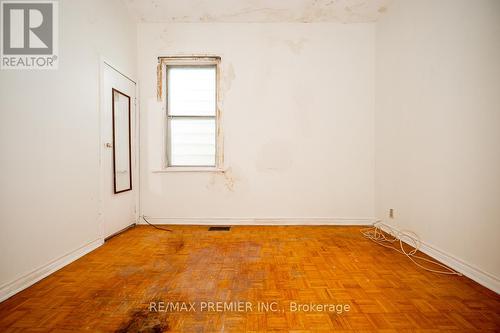 20 Howick Avenue, Toronto, ON - Indoor Photo Showing Other Room