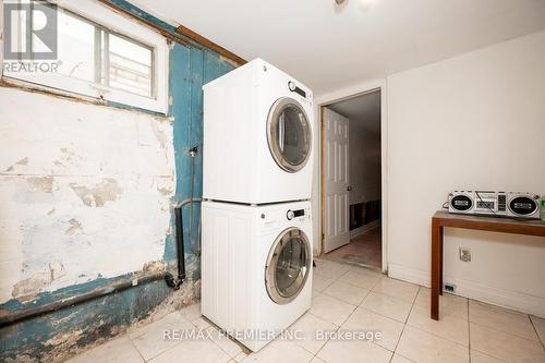 20 Howick Avenue, Toronto, ON - Indoor Photo Showing Laundry Room