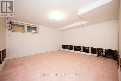 20 Howick Avenue, Toronto, ON - Indoor Photo Showing Other Room