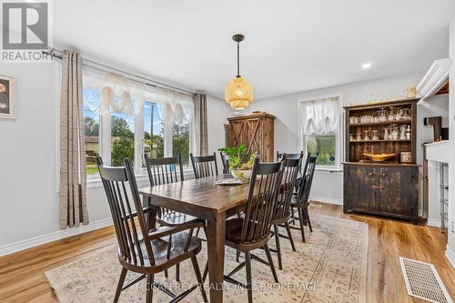 324 Church Street, Greater Napanee, ON - Indoor Photo Showing Dining Room