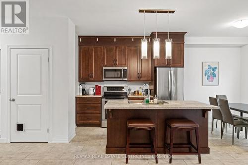 30 Damude Avenue, Thorold, ON - Indoor Photo Showing Kitchen With Upgraded Kitchen