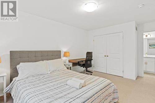 30 Damude Avenue, Thorold, ON - Indoor Photo Showing Bedroom