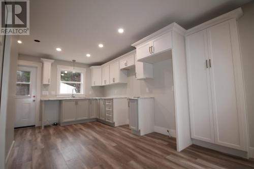 11 Villas Way, Conception Bay South, NL - Indoor Photo Showing Kitchen