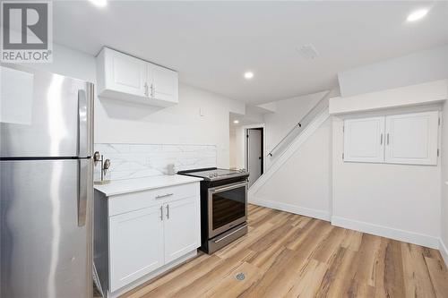 748 St Clair Parkway, St Clair, ON - Indoor Photo Showing Kitchen