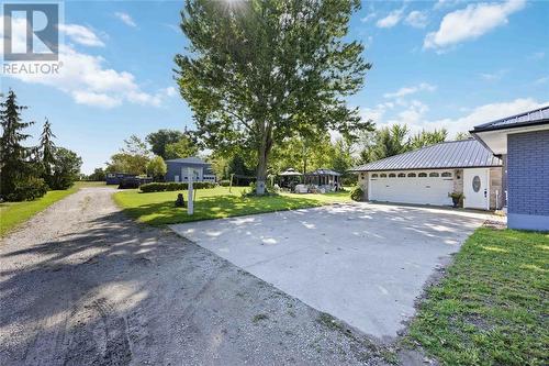 748 St Clair Parkway, St Clair, ON - Outdoor