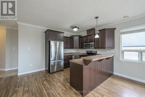 306 - 435 Colborne Street, London, ON - Indoor Photo Showing Kitchen With Stainless Steel Kitchen