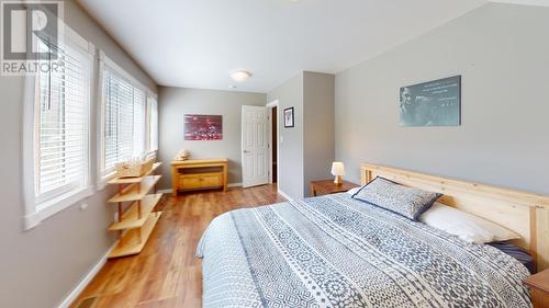 946 Redstone Drive, Rossland, BC - Indoor Photo Showing Bedroom