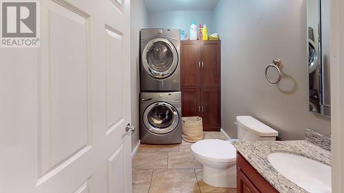 946 Redstone Drive, Rossland, BC - Indoor Photo Showing Laundry Room