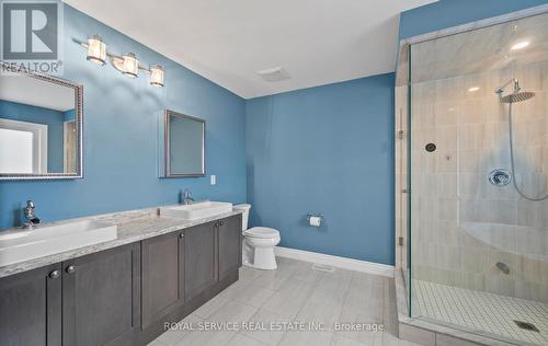 189 Douglas Kemp Crescent, Clarington (Bowmanville), ON - Indoor Photo Showing Bathroom