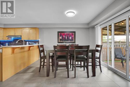 3341 Georgeheriot Lane, London, ON - Indoor Photo Showing Dining Room