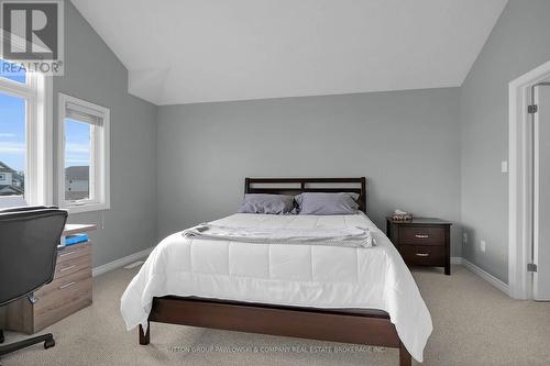 3341 Georgeheriot Lane, London, ON - Indoor Photo Showing Bedroom