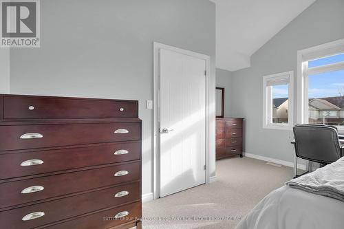 3341 Georgeheriot Lane, London, ON - Indoor Photo Showing Bedroom