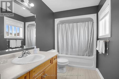 3341 Georgeheriot Lane, London, ON - Indoor Photo Showing Bathroom