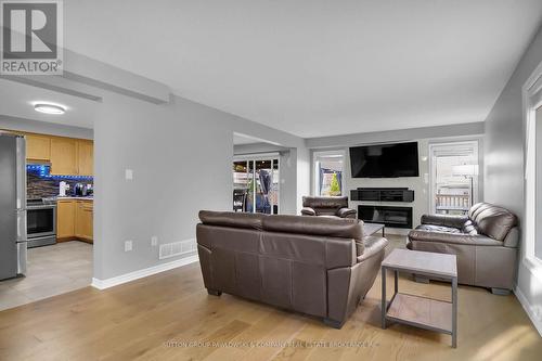 3341 Georgeheriot Lane, London, ON - Indoor Photo Showing Living Room With Fireplace