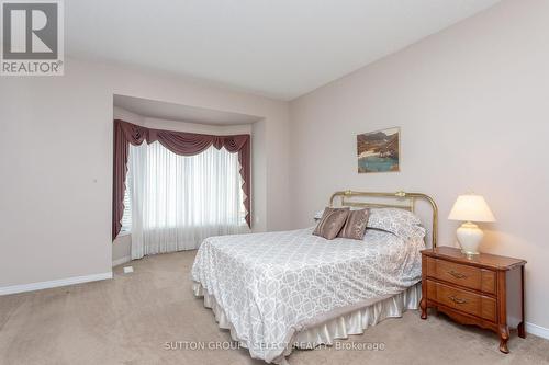 44 - 1555 Highbury Avenue N, London, ON - Indoor Photo Showing Bedroom