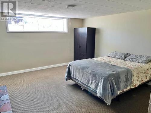 4046 Joyce Ave, Powell River, BC - Indoor Photo Showing Bedroom