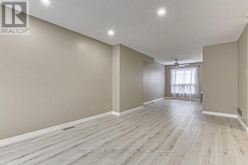 30 - 925 Lawson Road, London, ON - Indoor Photo Showing Other Room