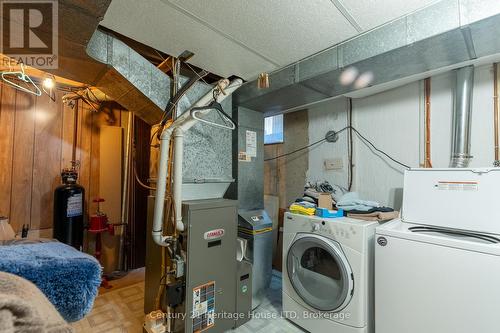 130 St Davids Rd Road, St. Catharines (460 - Burleigh Hill), ON - Indoor Photo Showing Laundry Room