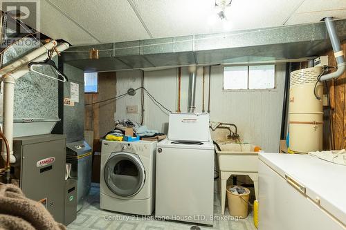 130 St Davids Rd Road, St. Catharines (460 - Burleigh Hill), ON - Indoor Photo Showing Laundry Room