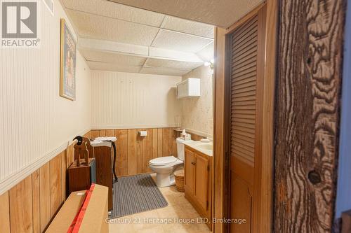 130 St Davids Rd Road, St. Catharines (460 - Burleigh Hill), ON - Indoor Photo Showing Bathroom